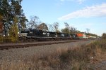 Norfolk Southern train 259 heads west with 4091 leading.